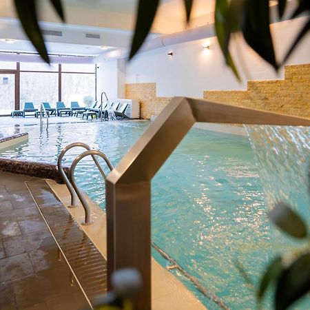 Hotel Tisa Băile Olăneşti エクステリア 写真